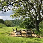 Ferme Beauregard Les Pyrénées 3* Artigat