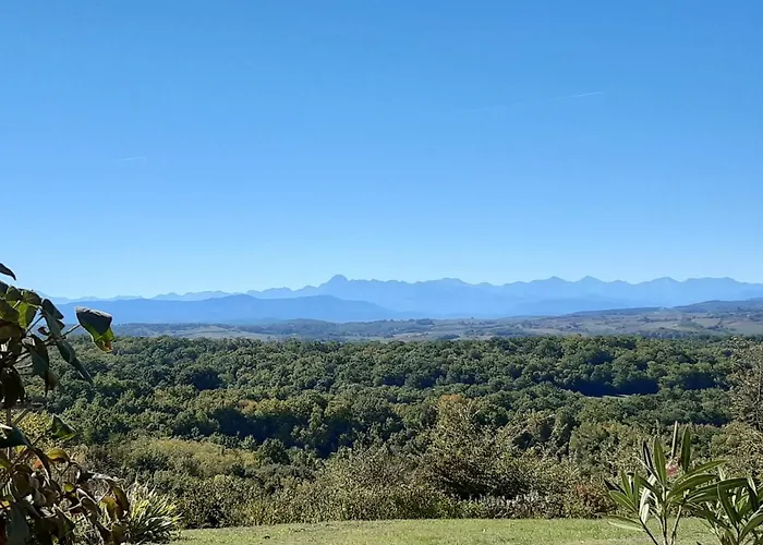 Bed & Breakfast Ferme Beauregard Les Pyrenees 3*