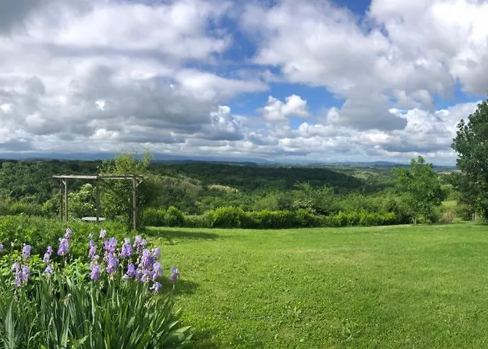 Bed & Breakfast Ferme Beauregard Les Pyrenees